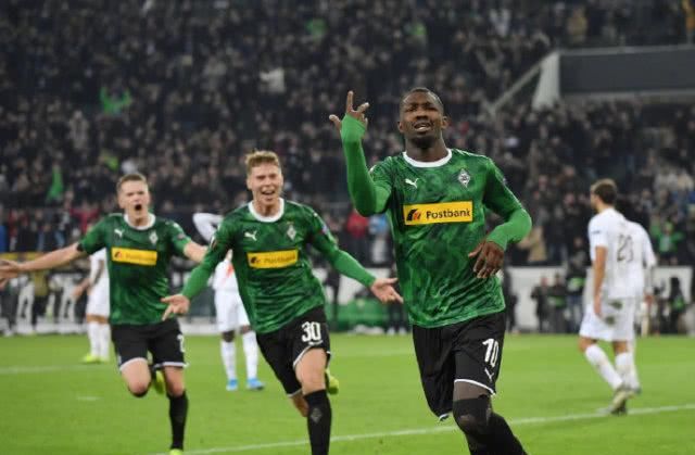 伊涅斯塔 伊涅斯塔