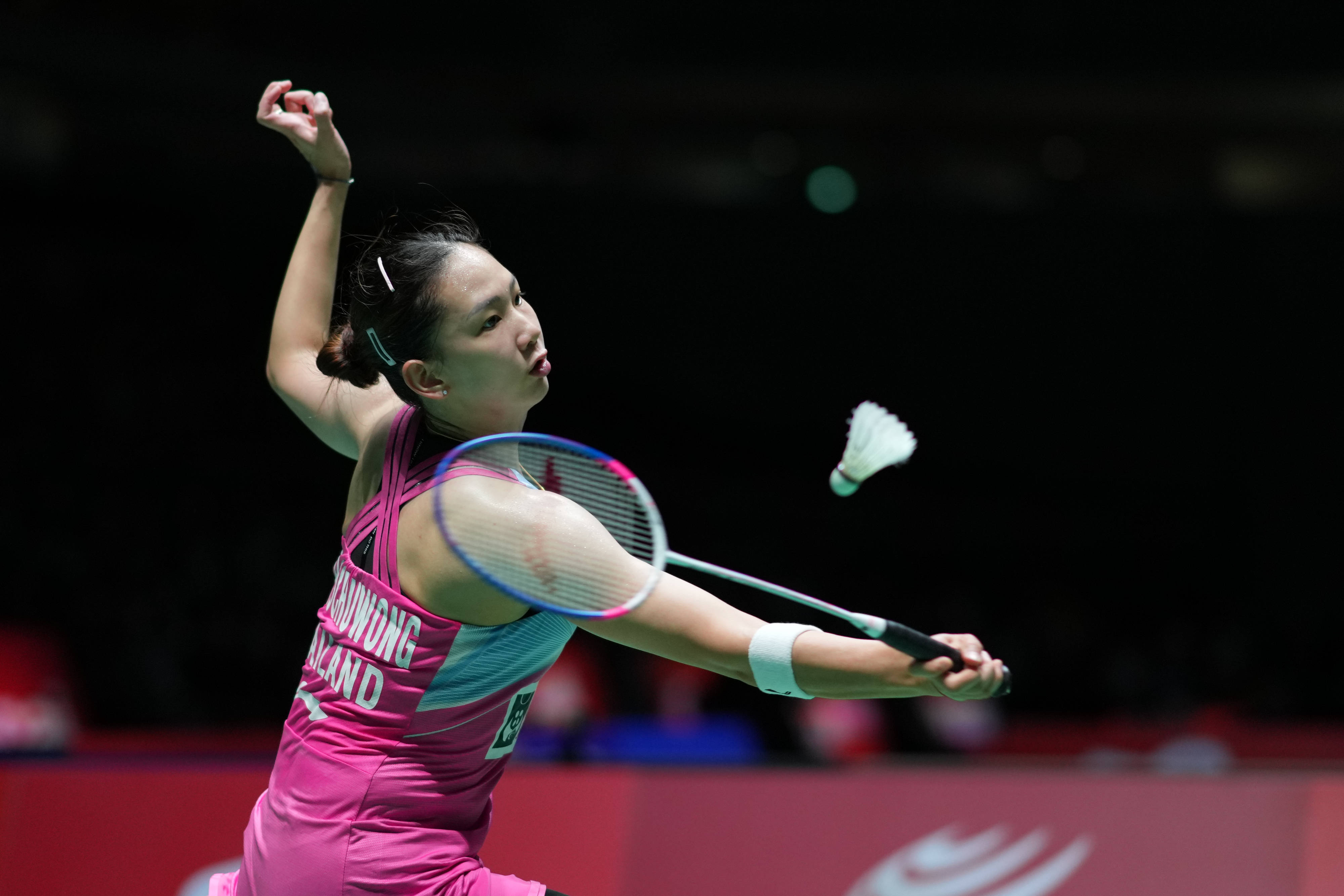 在这样的氛 在这样的氛