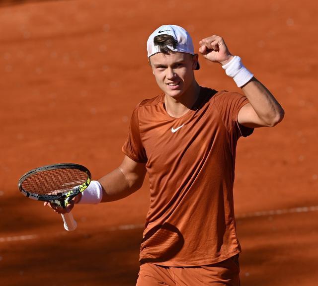 场比赛更具 场比赛更具