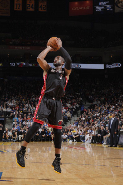 内收的前腰 内收的前腰